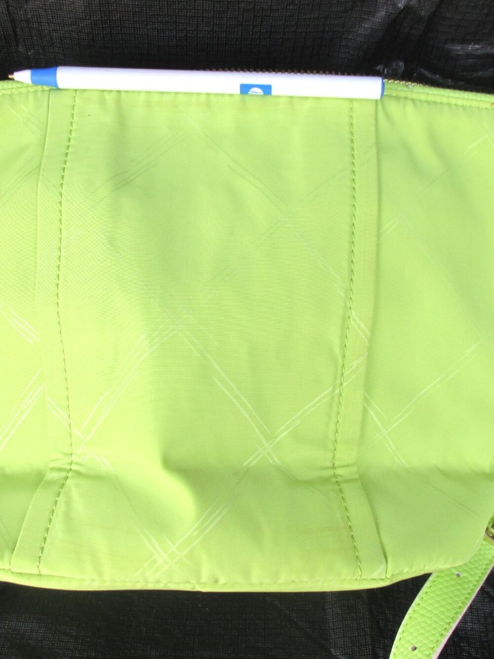 Vera Bradley Citrine Green Crossbody Tote Bag or Purse - Picture 9 of 14